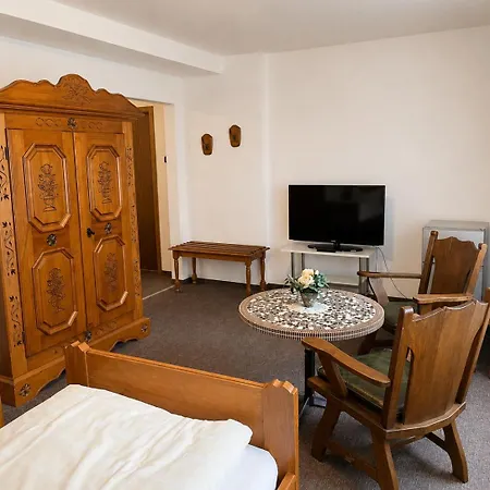 Zum Markgrafen Hotel
